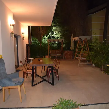 Domin Durres Appartamento Golem (Tirana)