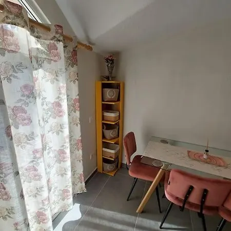 Domin Apartment, Golem, Durres * غوليم