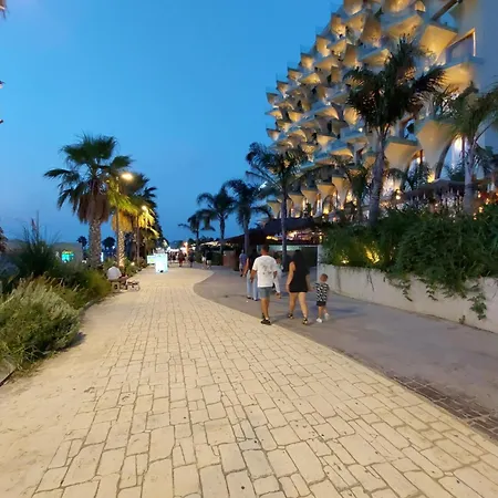 Domin Apartment, Golem, Durres غوليم