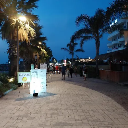 Domin Apartment, Golem, Durres Апартаменты