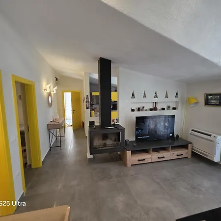 Domin Apartment, Golem, Durres