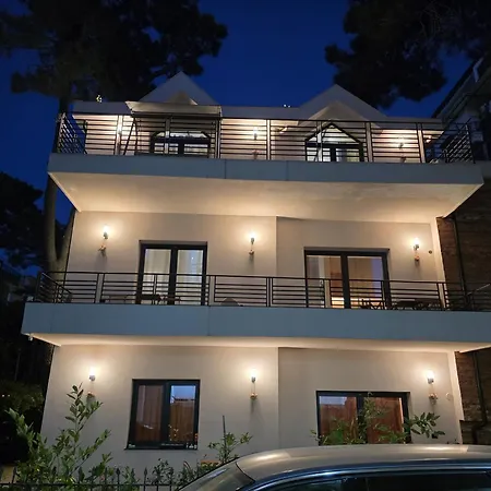 Domin Apartment, Golem, Durres Голем